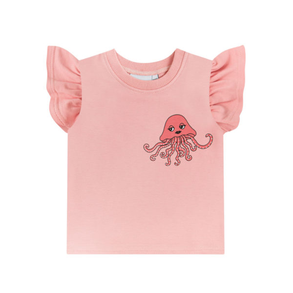 Dear Sophie t-shirt met kwallen print voor meisjes in de kleur babyroze. Het t-shirt heeft een ronde hals en ruffles bij de mouwen.