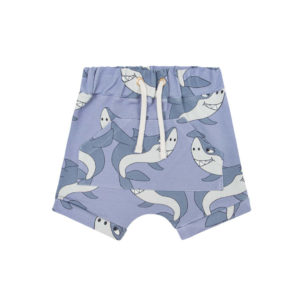 Blauwe korte broek met haaien print voor jongens en meisjes van Dear Sophie.